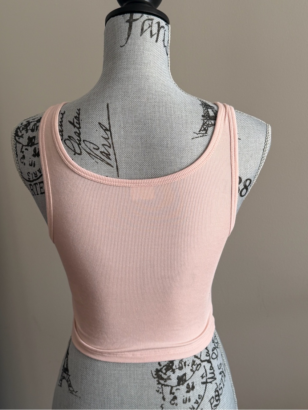 Aritzia Sunday Best Pink Ribbed Henley Crop Tank Top XS - Picture 2 of 4